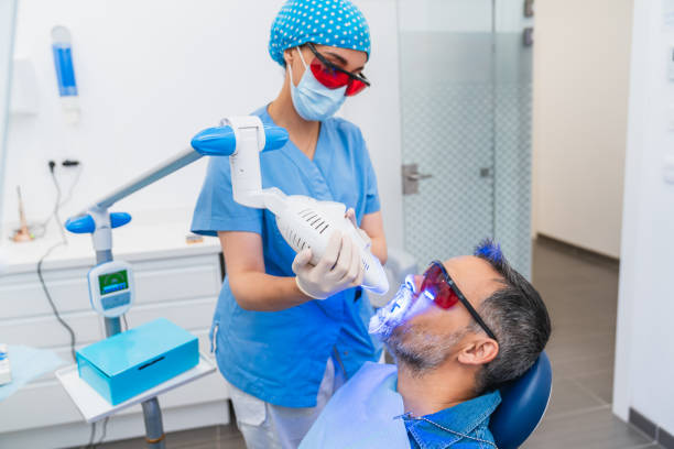 Best Emergency Tooth Extraction in Johnsburg, IL